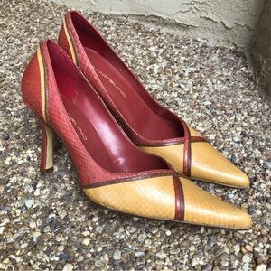 Bandolino Pointed Toe Snake Embossed Classic Heels Size 8M